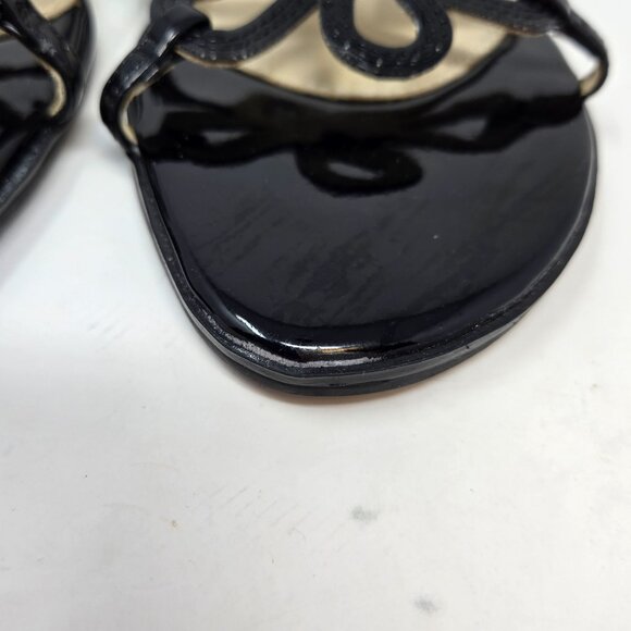 White Stag Womens Black Open-Toe Sandals Flower Detail Size 6.5 Faux Leather Sli - Picture 4 of 9